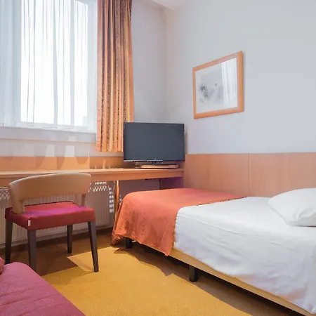 Walsum Hotell 3*