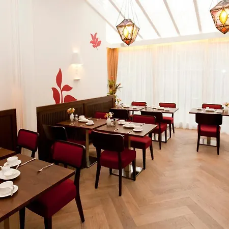 Hotel Walsum 3*